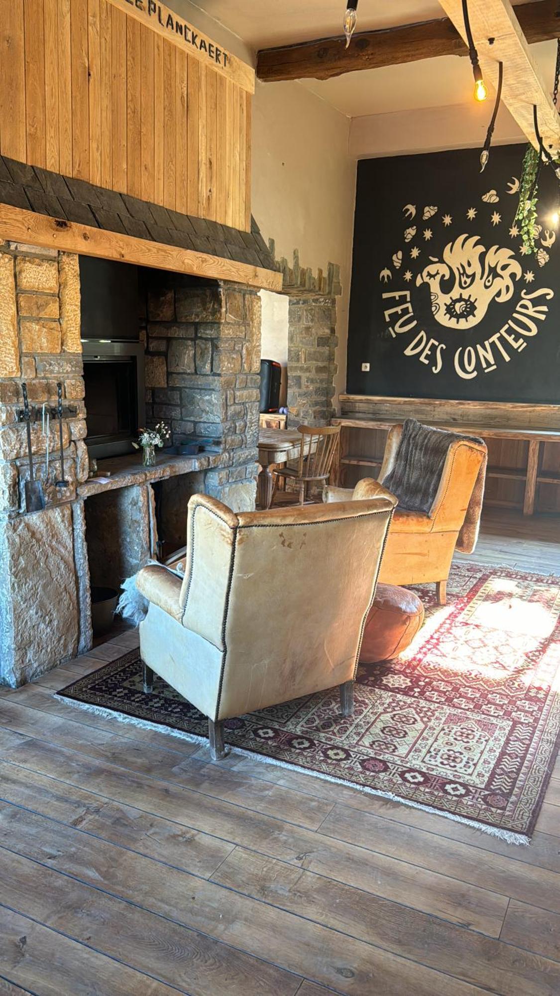 Buteo Chambres D'Hotes & Espresso Lesterny Buitenkant foto