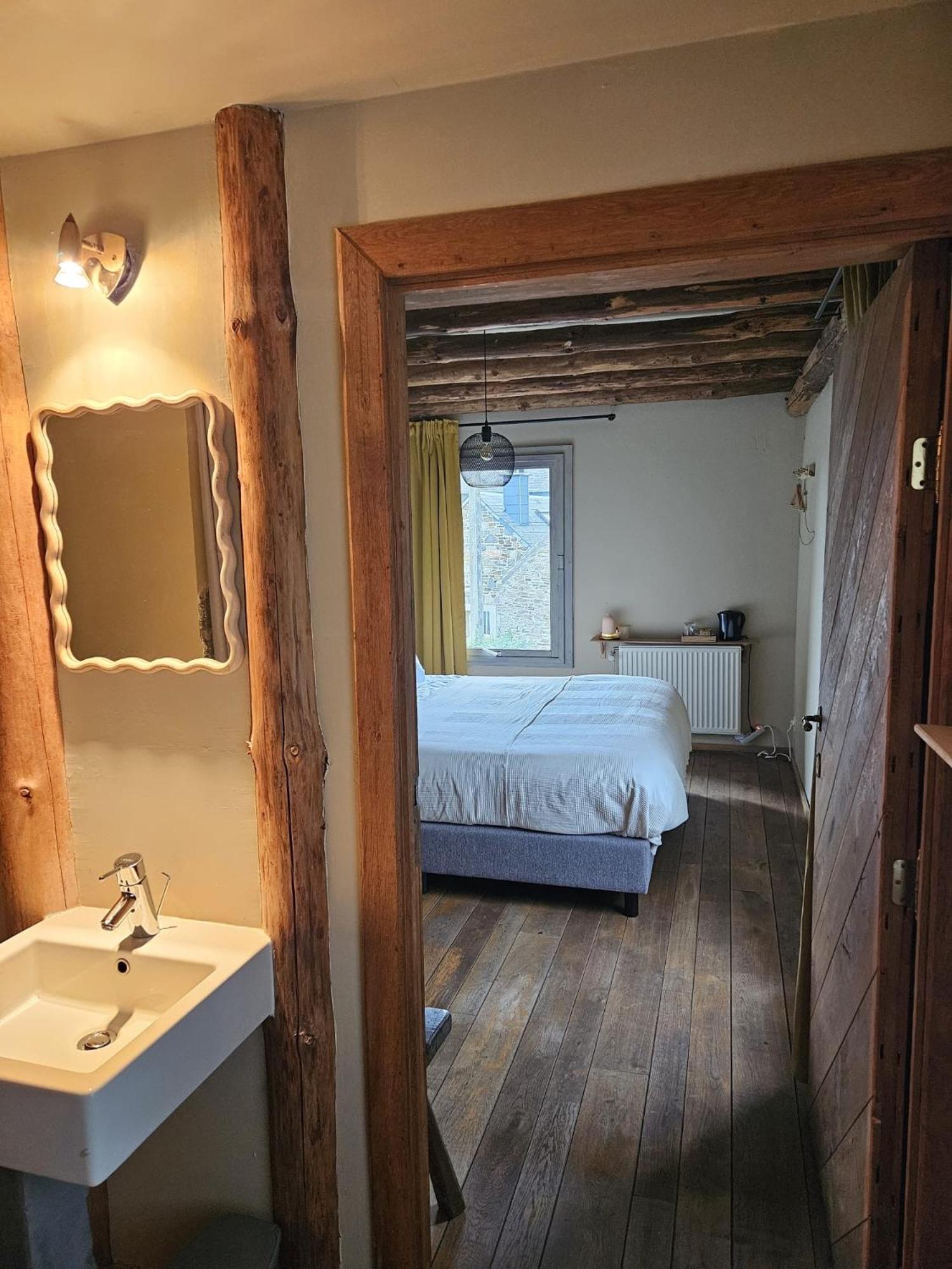 Buteo Chambres D'Hotes & Espresso Lesterny Buitenkant foto